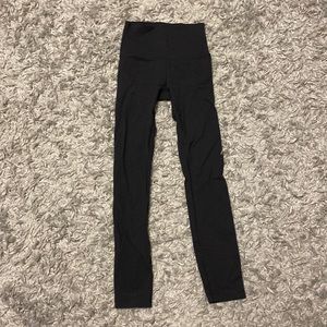 Womens align lulu lemon leggings. Perfect condition. Lightly worn. Great quality